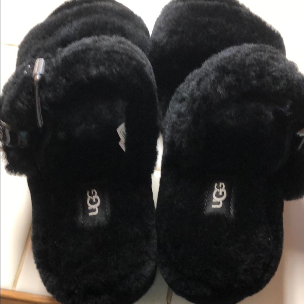 Ugg slippers - Picture 3 of 3